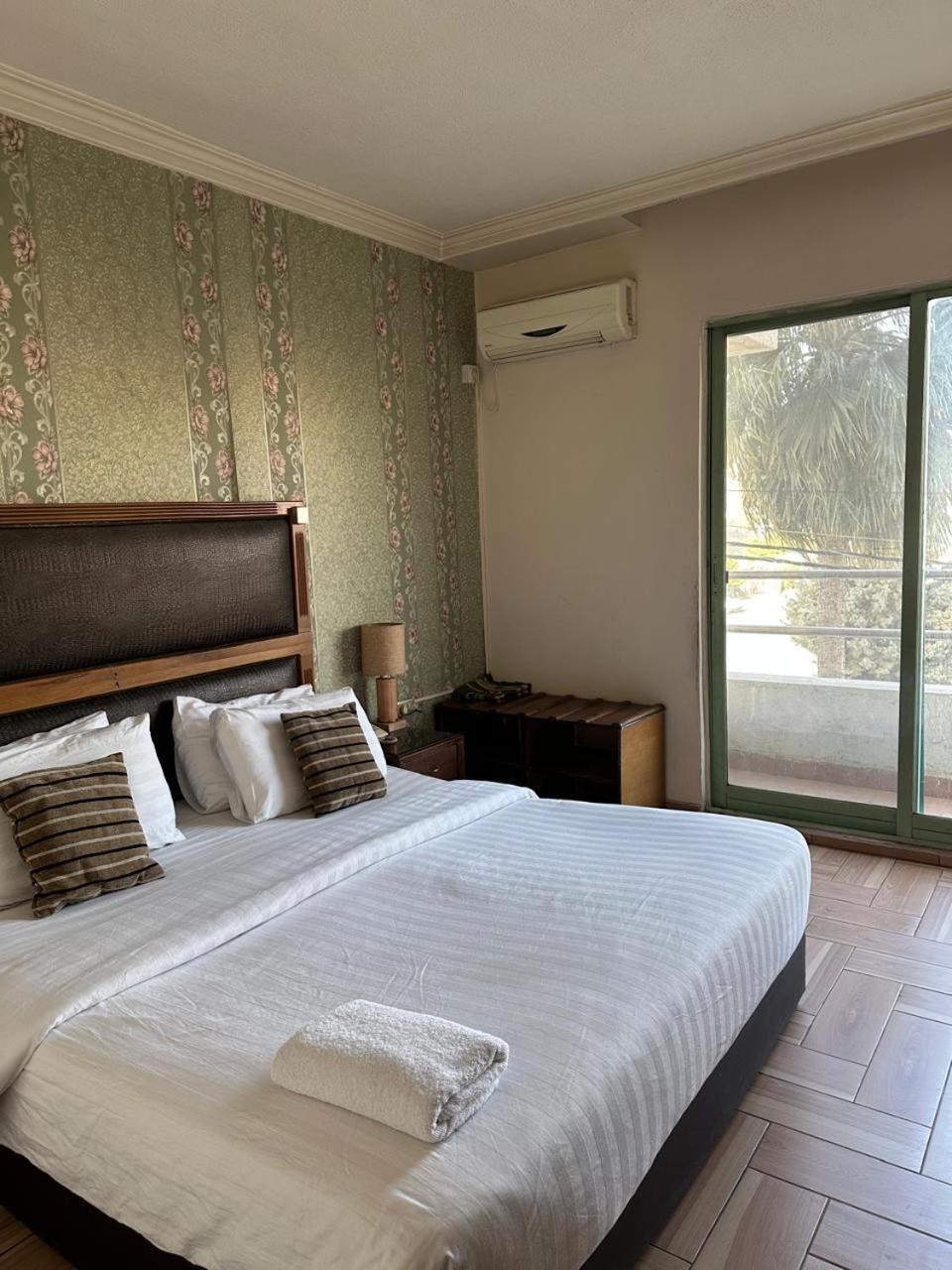 Aghadeer Hotel Amman Zewnętrze zdjęcie